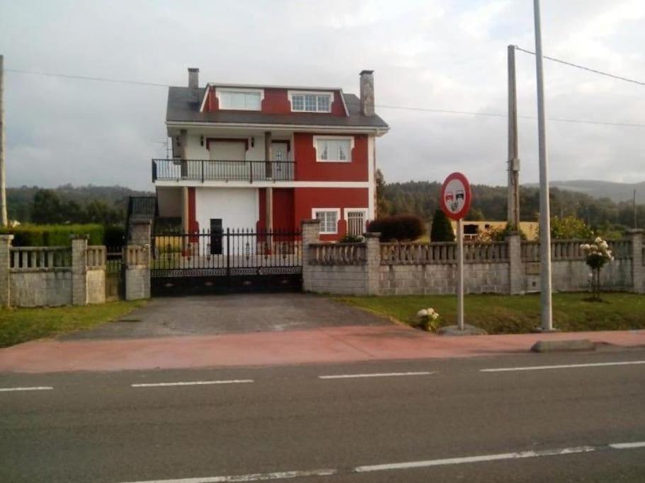 Apartamento En Las Afueras Ribadeo Kültér fotó